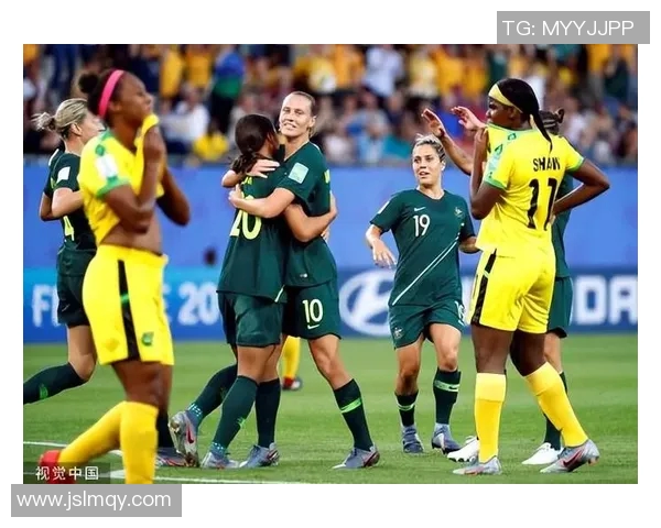 希腊女足与爱尔兰女足激战正酣争夺欧洲女足锦标赛入场券