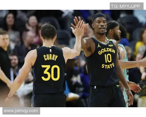 勇士与开拓者激战四月十七日NBA季后赛精彩回顾与分析